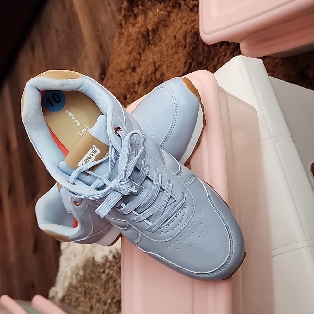 Women's shoes - Picture 2 of 4
